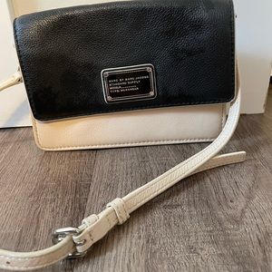 Marc Jacob’s small crossbody bag